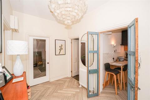 3 bedroom flat for sale, Hollington Park Road, St. Leonards-On-Sea