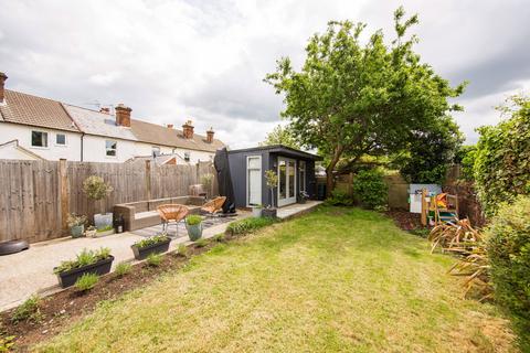 3 bedroom detached house for sale, Holden Park Road, Southborough
