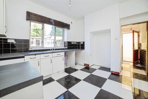 2 bedroom semi-detached house for sale, Market Place, Alfreton DE55