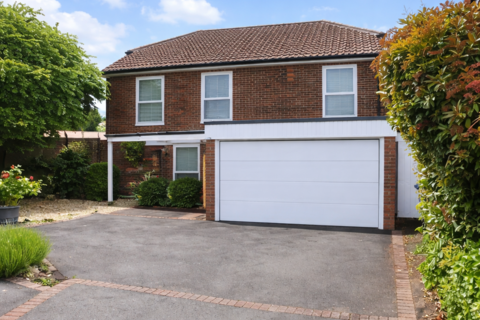 5 bedroom detached house for sale, River area