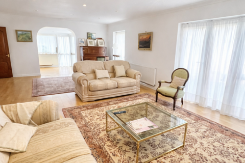 5 bedroom detached house for sale, River area