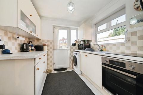 3 bedroom detached house for sale, Brook Road, Fair Oak, Eastleigh