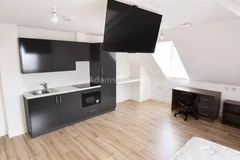 Studio to rent – pohled 2