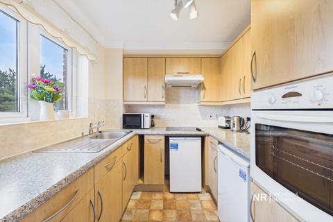 1 bedroom flat for sale, Epsom KT18