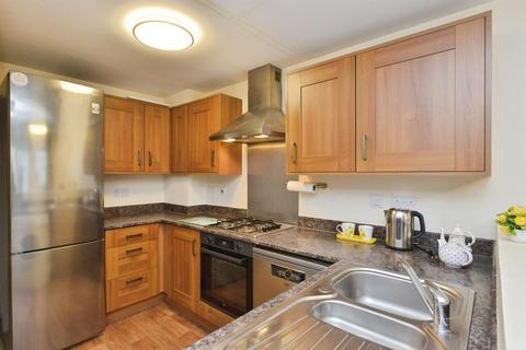 4 bedroom end of terrace house for sale, Twiselton Heath, Wolverton, Milton Keynes