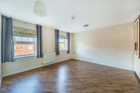 4 bedroom terraced house to rent, Renwick Drive, Bromley, Kent, BR2