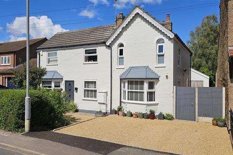4 bedroom detached house for sale, Grantham Road, Bingham