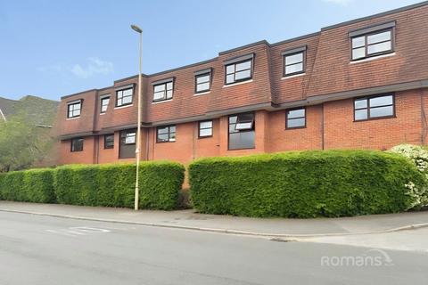 1 bedroom flat to rent, Albert Street, Fleet, Hampshire, GU51