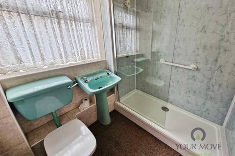 2 bedroom bungalow for sale, Priory Close, Coalville LE67