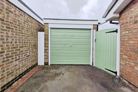 2 bedroom bungalow for sale, Priory Close, Coalville LE67