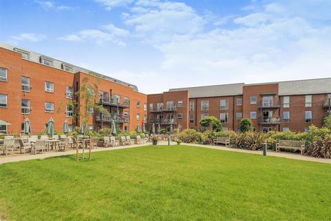 2 bedroom apartment for sale, Monument Place, Endless Street, Salisbury