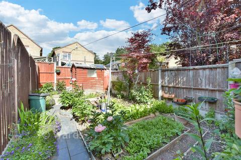 2 bedroom terraced house for sale, The Willows, Sittingbourne ME10