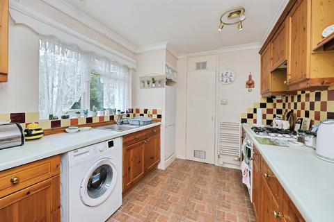 2 bedroom ground floor flat for sale, Hauteyn Court, Norwich