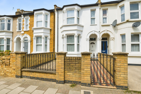 Cecil Road, Plaistow, London, E13 0LR