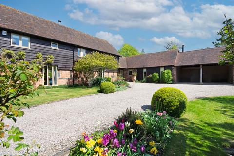 3 bedroom barn conversion for sale, The Kedges, Wichenford, Worcester Worcestershire WR6 6YE