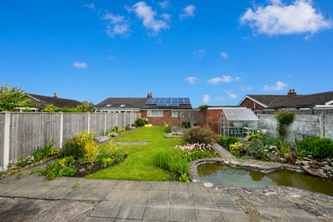 2 bedroom bungalow for sale, Kirkstone Avenue, Fleetwood FY7