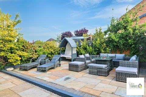 4 bedroom semi-detached house for sale, Nursery Lane, Stockton Brook, Stoke-On-Trent