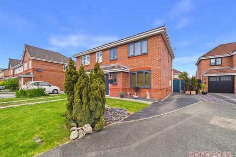 3 bedroom semi-detached house for sale, Glen Eagles, Wrexham