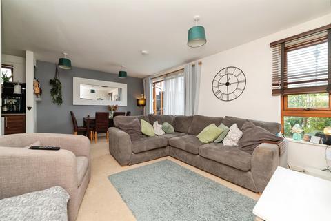 2 bedroom ground floor flat for sale, Hartington Place, LETCHWORTH GARDEN CITY