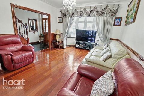 5 bedroom semi-detached house for sale, Stoneleigh Road, Clayhall