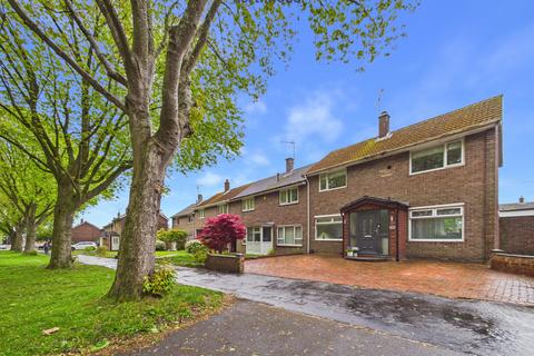 3 bedroom semi-detached house for sale, Herbert Jennings Avenue, Wrexham, Wrexham, LL12