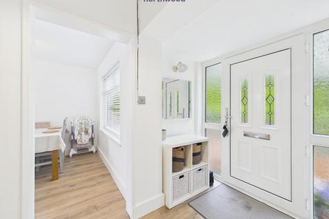 3 bedroom semi-detached house for sale, Herbert Jennings Avenue, Wrexham, Wrexham, LL12