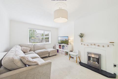 3 bedroom semi-detached house for sale, Herbert Jennings Avenue, Wrexham, Wrexham, LL12