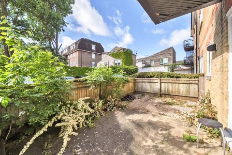 1 bedroom flat for sale, Larkhall Lane, Clapham, London, SW4