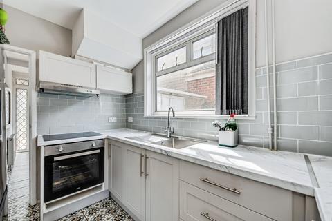 3 bedroom detached house for sale, Northern Road, Swindon