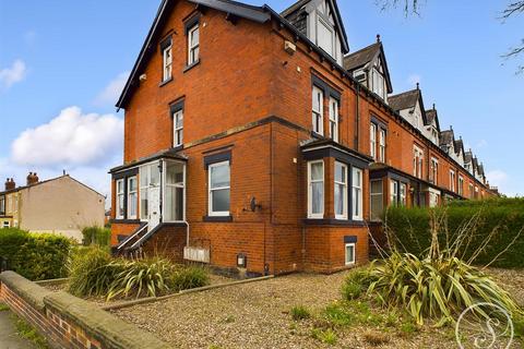undefined, Chestnut Avenue, Leeds