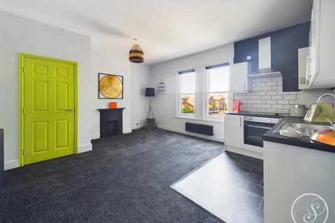 undefined, Chestnut Avenue, Leeds