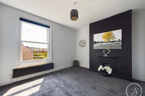 undefined, Chestnut Avenue, Leeds