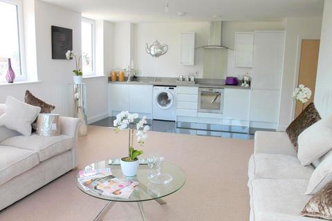 1 bedroom flat to rent, at Pure Resi, 19 Mead House, Cantelupe Road RH19
