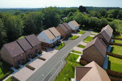 4 bedroom detached house for sale, North Trade Road, Battle