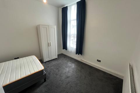 2 bedroom apartment to rent, Liverpool, L6