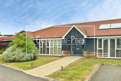 2 bedroom semi-detached bungalow to rent, Park Farm The Green, Godalming, GU8