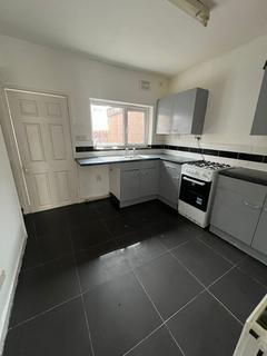 2 bedroom terraced house to rent, Stockbridge Street, Liverpool L5