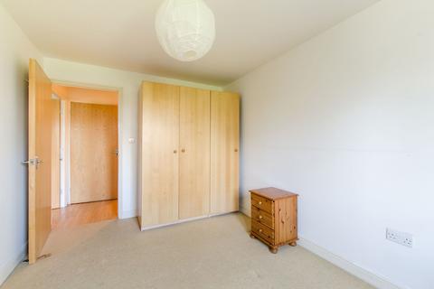 1 bedroom flat to rent, Wallace Court, Balham, London, SW17