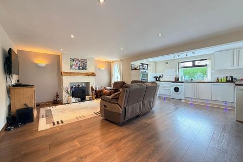 8 bedroom property with land for sale, Limestone Road, Burniston, YO13