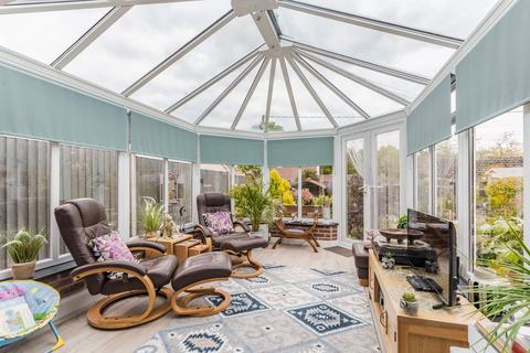 2 bedroom detached bungalow for sale, Stone Road, Beetley