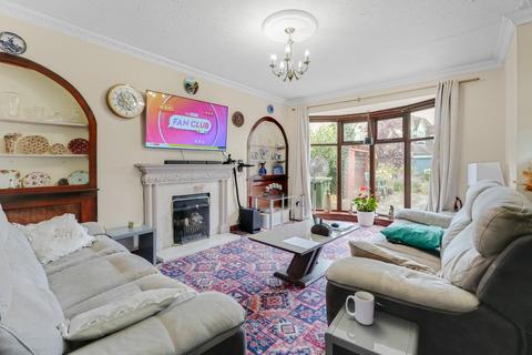 5 bedroom detached bungalow for sale, Broughton, Milton Keynes, MK10