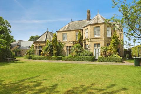 11 bedroom manor house for sale, Glenholme Park, Bradford BD14
