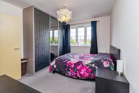2 bedroom flat to rent, Aylesbury Street, Milton Keynes, MK2