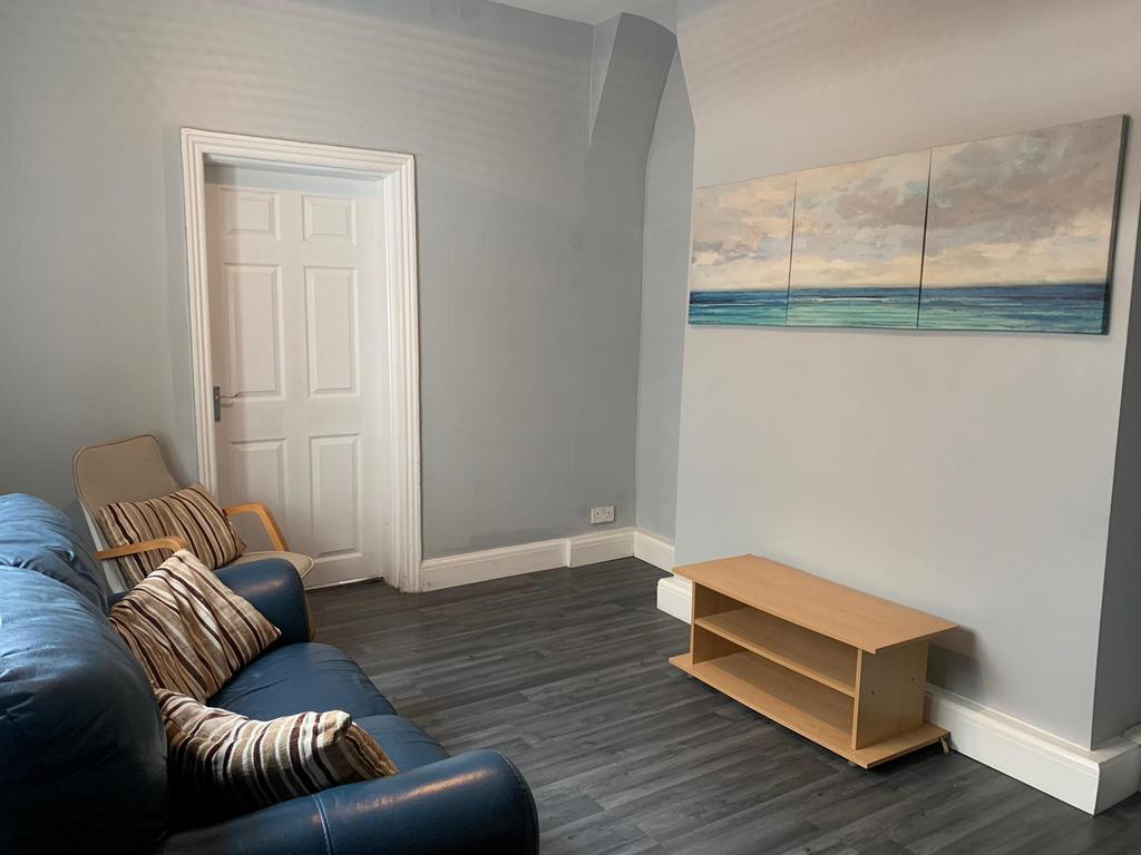 House in Liverpool, Wavertree - View 3