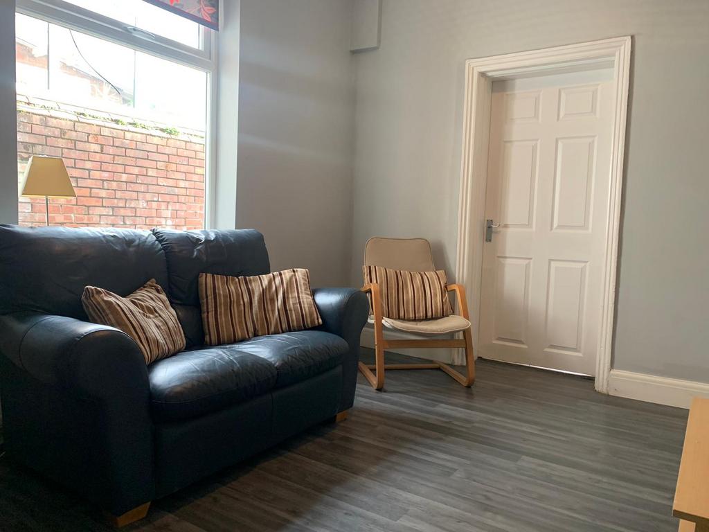 House in Liverpool, Wavertree - View 4