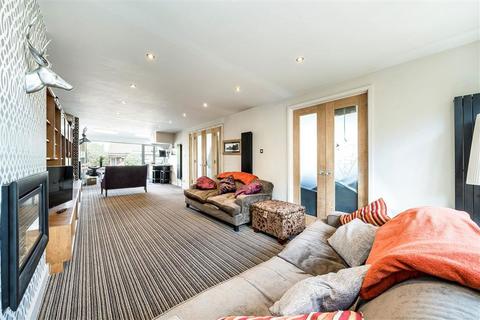4 bedroom house for sale, Exford Road, London SE12