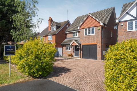 4 bedroom detached house for sale, New Road, Ascot