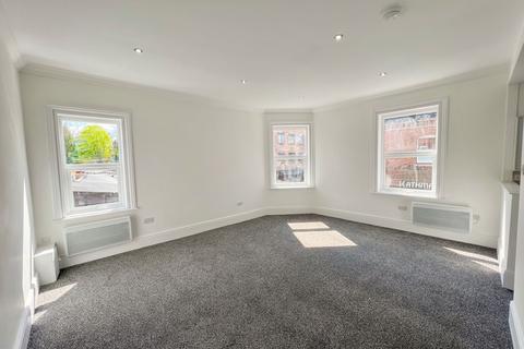 Studio to rent, 17 Ashley Road, Altrincham, WA14