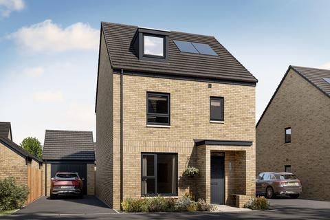 4 bedroom detached house for sale, Sudbury at Honeymans Helm Off Shrivenham Road, Highworth SN6