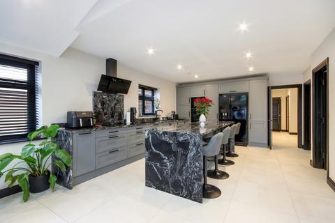 4 bedroom detached house to rent, Park Lane Sevenoaks TN15